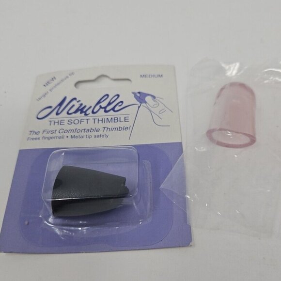 4pc Lot Vintage Prudential & Nimble Sewing Thimbles Olive Treen Wood Needle Case - Picture 2 of 5